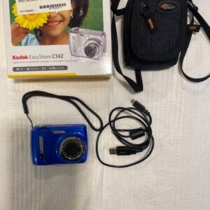 Kodak C142 Digital Camera (Blue Color)